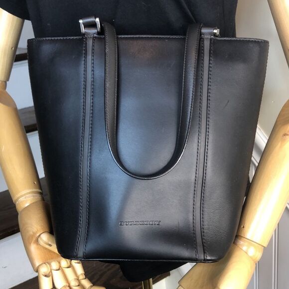 BURBERRY Black Leather Tote with Grey Accent Stripes and Nova Check Lining - Picture 3 of 17
